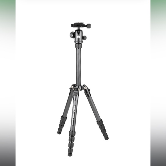 Momfrotto Carbon Fiber Tripod - Picture 1 of 6